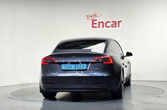 Tesla Model 3 Long Range AWD — пробег 141 534 км — фото 4 из 5