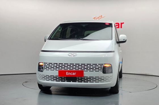 Hyundai Staria Tourer 9-Seater Modern — пробег 121 499 км — фото 3 из 5