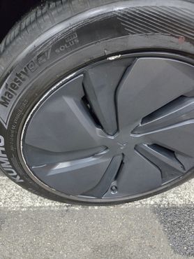 Tesla Model Y Long Range AWD — пробег 30 000 км — фото 4 из 5