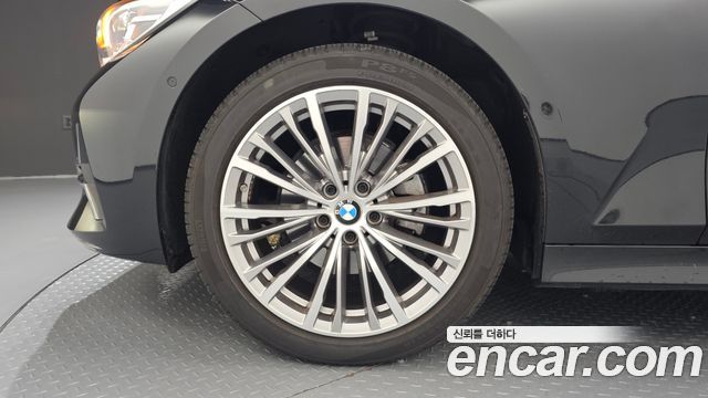 BMW 3-Series 320d xDrive Luxury — пробег 25 756 км — фото 5 из 5