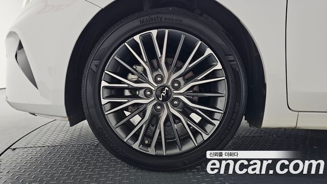 Kia K3 из Кореи Encar