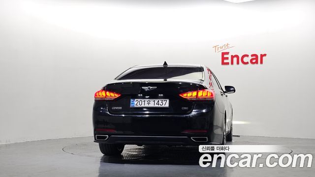 Hyundai Genesis из Кореи Encar