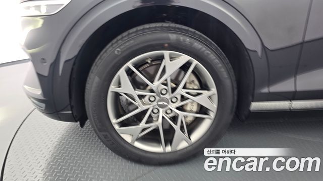 Genesis GV70 из Кореи Encar