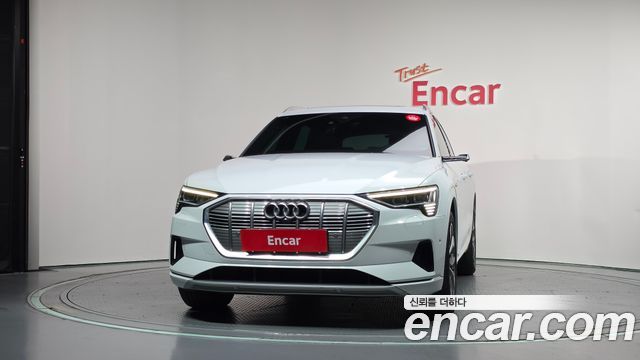 Audi e-tron из Кореи Encar