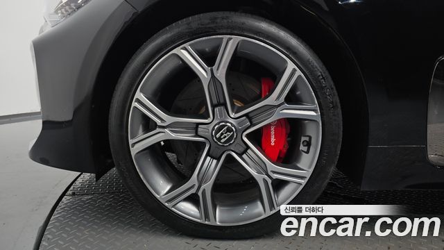 Kia Stinger из Кореи Encar