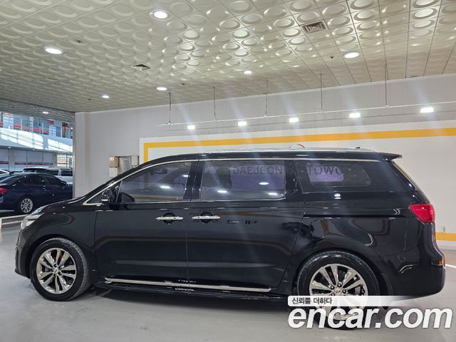 Kia Carnival из Кореи Encar