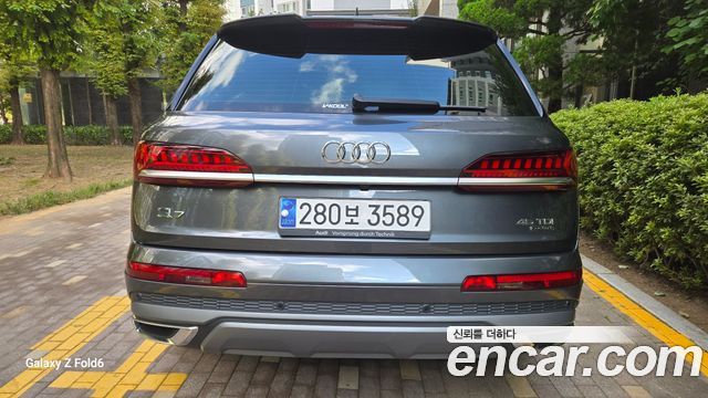 Audi Q7 45 TDI Quattro Premium — пробег 100 700 км — фото 5 из 5