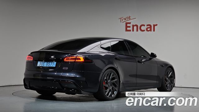Tesla Model S Plaid — пробег 15 302 км — фото 2 из 5