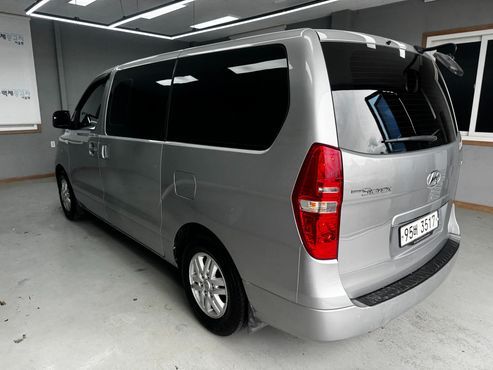 Hyundai Starex Van 5-Seater Smart — пробег 75 912 км — фото 2 из 5