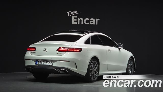 Mercedes-Benz E-Class E300d 4MATIC Coupe — пробег 67 107 км — фото 2 из 5