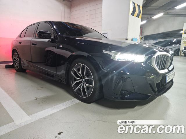 BMW 5-Series 520i M Sport — пробег 31 250 км — фото 3 из 5