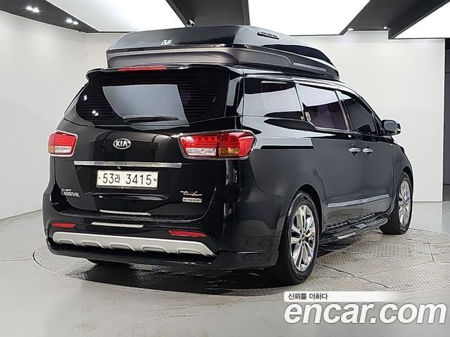 Kia Carnival 9-seater Hi-Limousine Prestige — пробег 215 948 км — фото 4 из 5