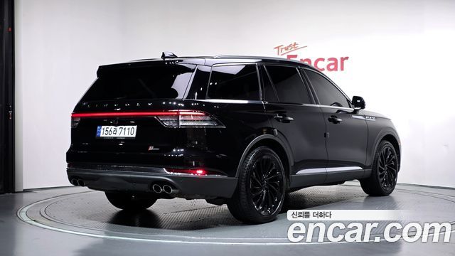 Lincoln Aviator 3.0 Reserve  AWD — пробег 18 572 км — фото 2 из 5