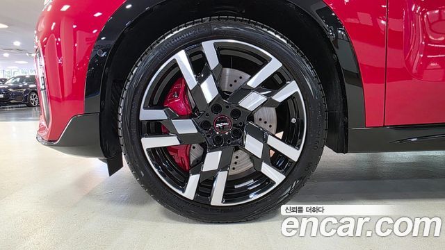 Mini Countryman ALL4 JCW — пробег 4 015 км — фото 5 из 5