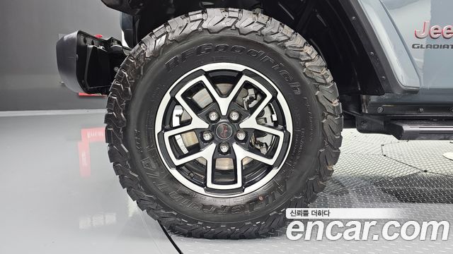 Jeep Gladiator 3.6 Rubicon — пробег 21 333 км — фото 5 из 5