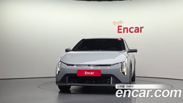 Kia EV4 из Кореи Encar