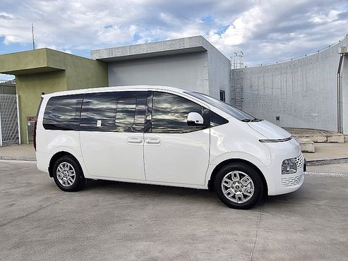 Hyundai Staria Cargo 5-Seater Modern — пробег 49 823 км — фото 2 из 5