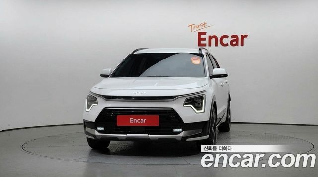 Kia Niro Prestige — пробег 104 544 км — фото 3 из 5