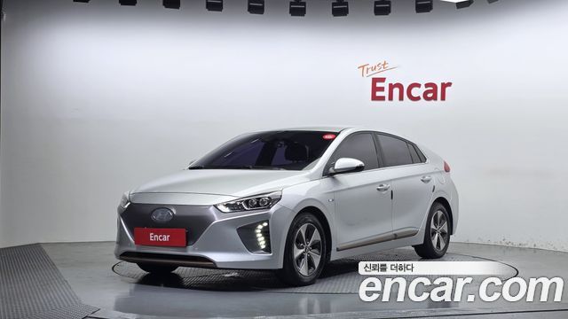 Hyundai Ioniq Q — пробег 144 803 км — фото 1 из 5