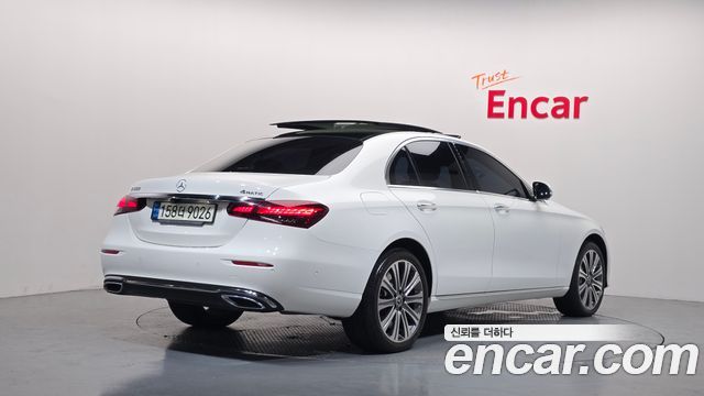 Mercedes-Benz E-Class из Кореи Encar