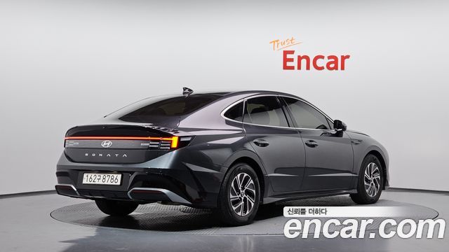 Hyundai Sonata Premium — пробег 127 574 км — фото 2 из 5