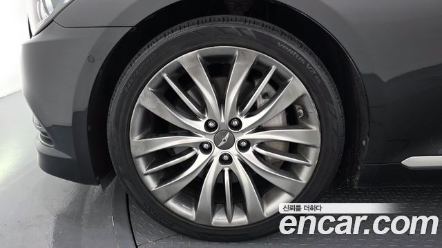 Hyundai Genesis из Кореи Encar