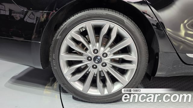 Kia K7 из Кореи Encar