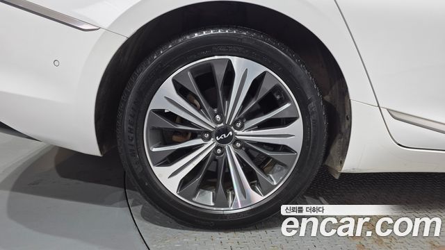 Kia K8 из Кореи Encar