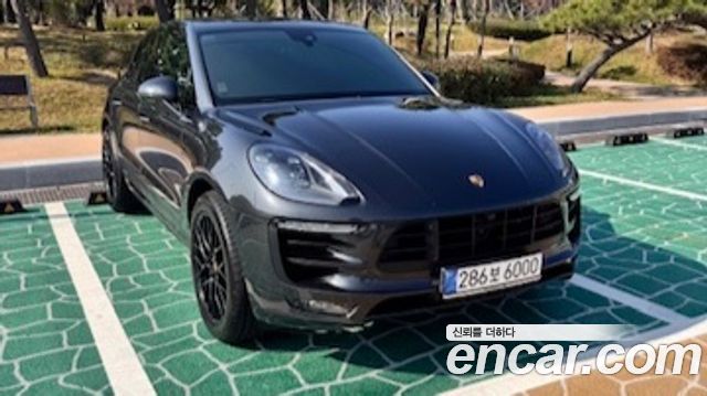 Porsche Macan из Кореи Encar