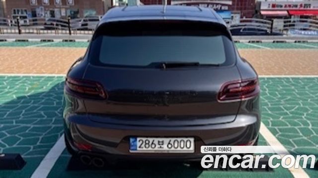 Porsche Macan из Кореи Encar
