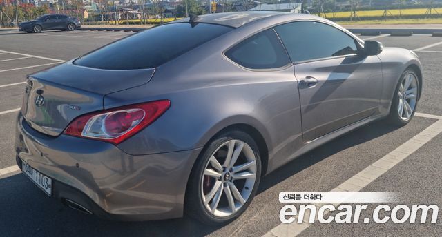 Hyundai Genesis 200 Turbo R — пробег 250 000 км — фото 2 из 5