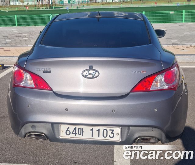 Hyundai Genesis 200 Turbo R — пробег 250 000 км — фото 4 из 5