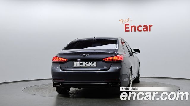 Hyundai Genesis из Кореи Encar
