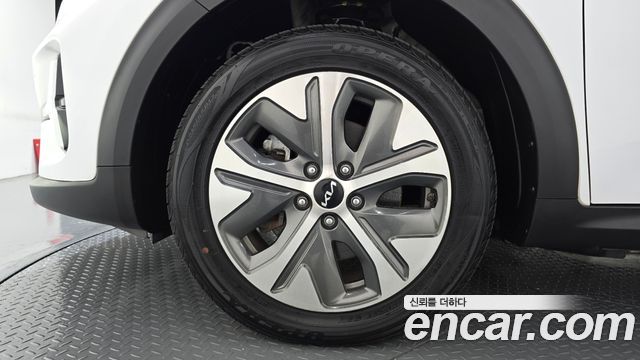 Kia Niro Earth — пробег 199 514 км — фото 5 из 5