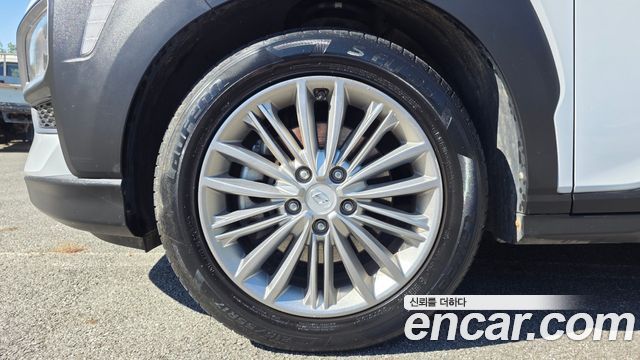 Hyundai Kona из Кореи Encar