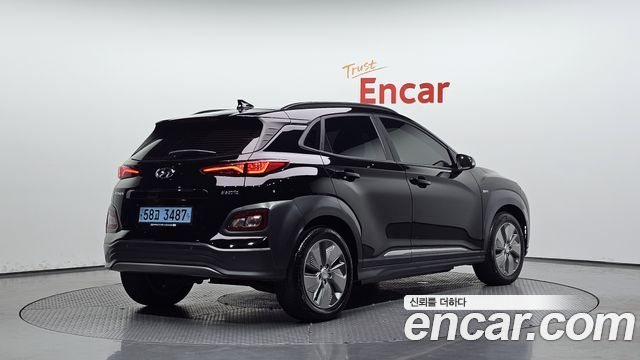 Hyundai Kona Premium — пробег 49 402 км — фото 2 из 5
