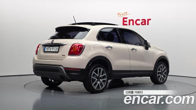 Fiat 500X 2.0 Diesel Cross Plus AWD — пробег 111 916 км — фото 2 из 5