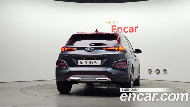 Hyundai Kona из Кореи Encar