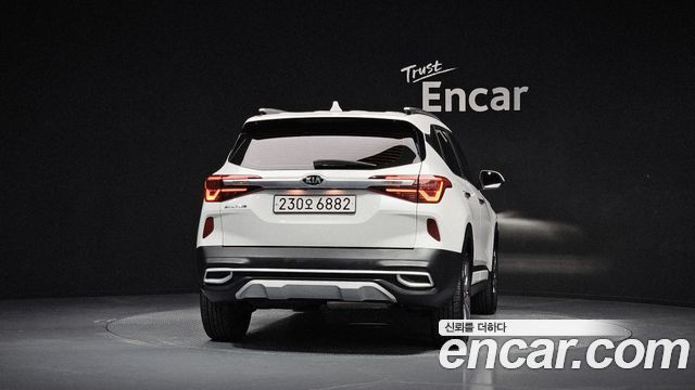 Kia Seltos из Кореи Encar