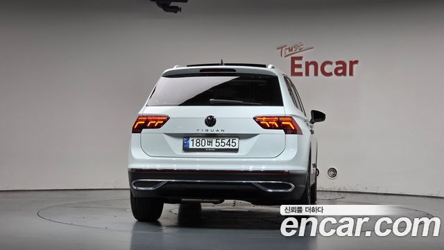Volkswagen Tiguan из Кореи Encar