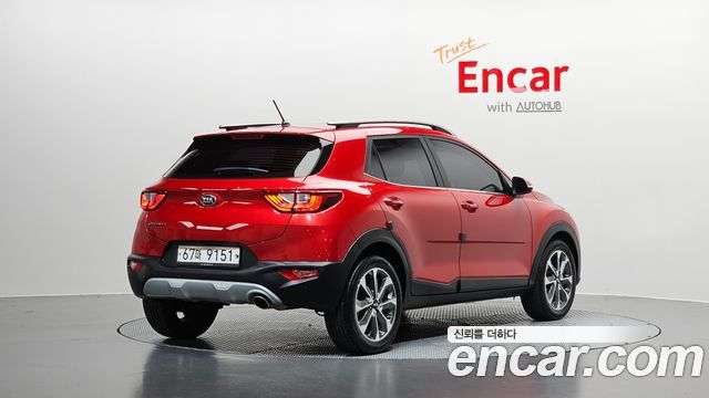 Kia Stonic 1.4 Trendy — пробег 33 077 км — фото 2 из 5