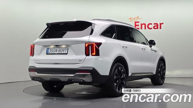 Kia Sorento Gasoline 2.5T 4WD Signature — пробег 28 592 км — фото 2 из 5
