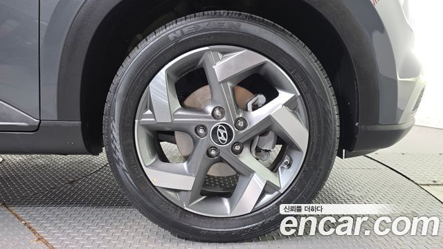 Hyundai Venue из Кореи Encar