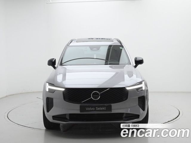 Volvo XC90 B6 Ultra Bright — пробег 115 км — фото 3 из 5