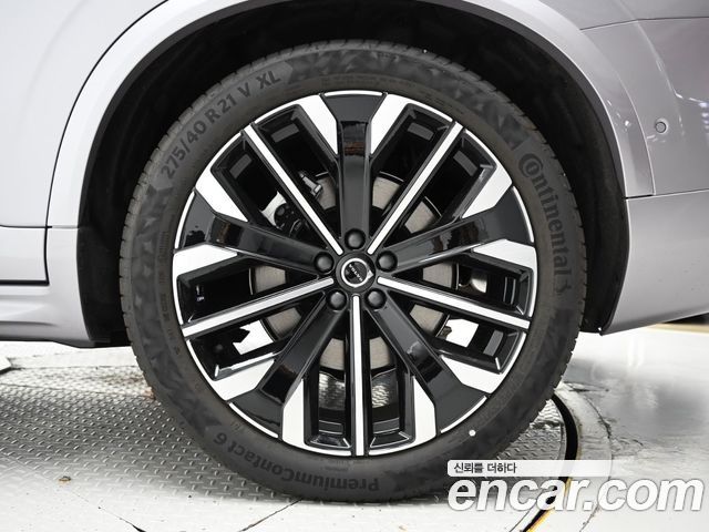 Volvo XC90 B6 Ultra Bright — пробег 115 км — фото 5 из 5