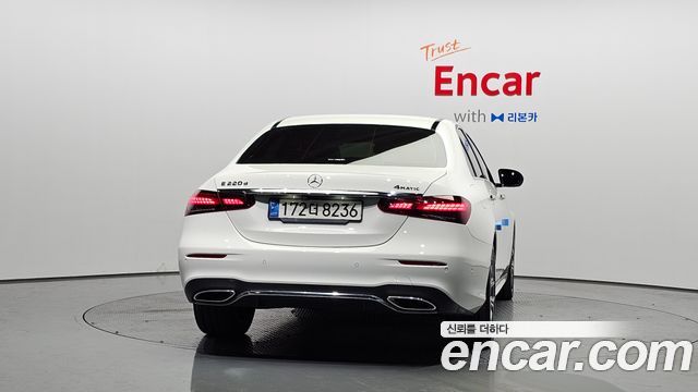 Mercedes-Benz E-Class E220d 4MATIC AMG Line — пробег 102 025 км — фото 4 из 5