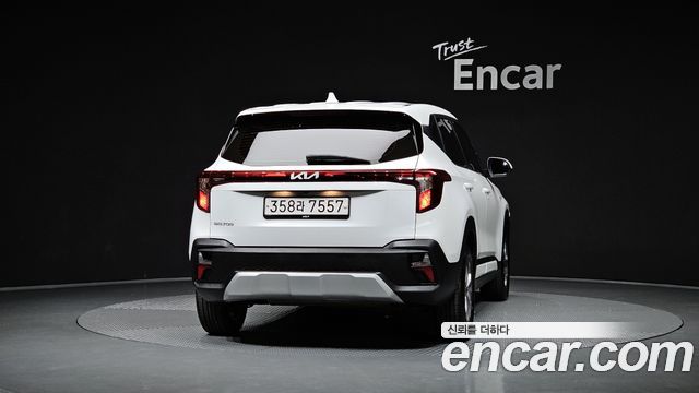 Kia Seltos из Кореи Encar