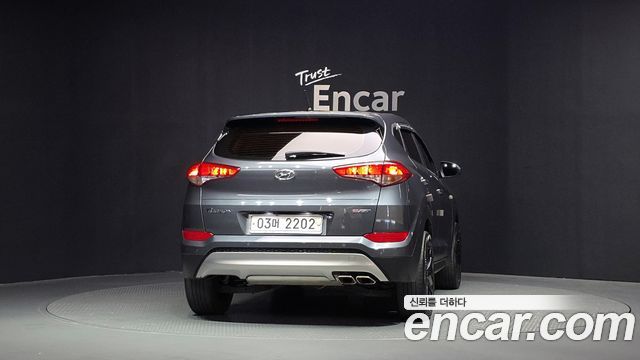 Hyundai Tucson Diesel 2.0 2WD Style — пробег 99 214 км — фото 4 из 5