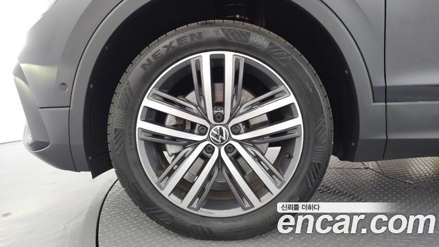 Volkswagen Tiguan 2.0 TSI Prestige — пробег 81 633 км — фото 5 из 5