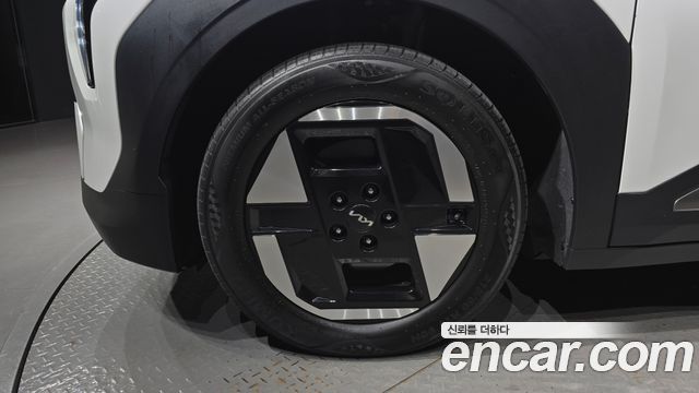 Kia EV3 из Кореи Encar